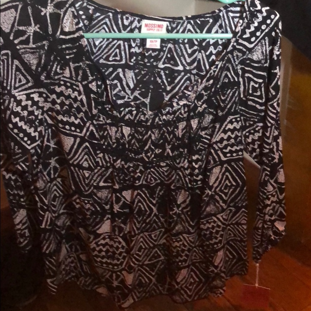 Mossimo supply co shirt
